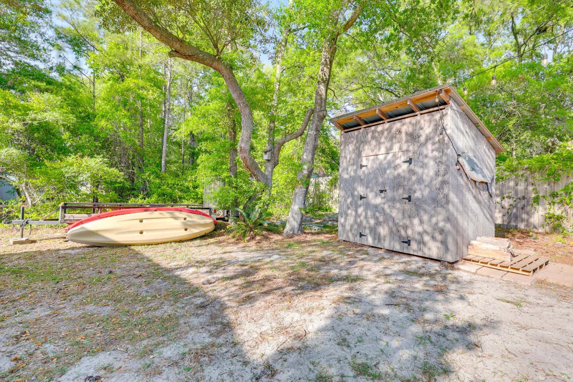 Modern Oak Island Escape 1 Mile To Long Beach! Zewnętrze zdjęcie